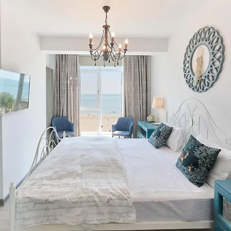 Boema In N Pools Resort- Free Parking *