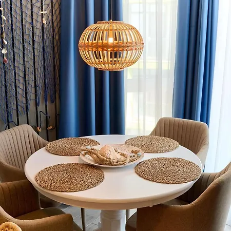 Boema In N Pools Resort- Free Parking *