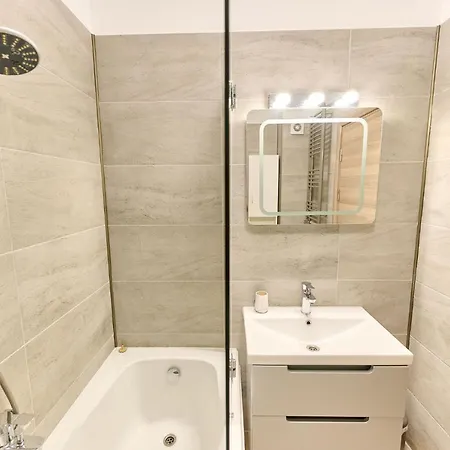 Boema In N Pools Resort- Free Parking *