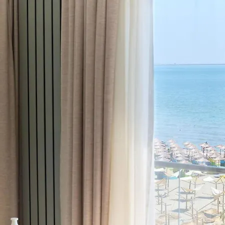 Boema In N Pools Resort- Free Parking