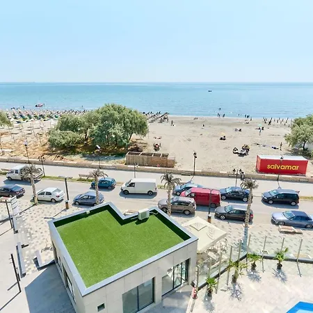 Boema In N Pools Resort- Free Parking Apartman