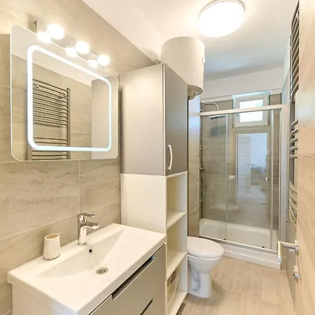 Boema In N Pools Resort- Free Parking