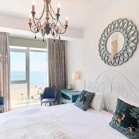 Boema In N Pools Resort- Free Parking *