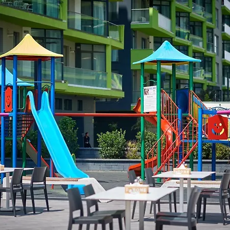 Boema In N Pools Resort- Free Parking Appartamento